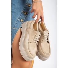 Shemard Bağcık Detaylı Bej Süet Kadın Şık Günlük Ayakkabı