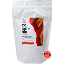 Dreamgift - Just Coffee Roastery Colombia Filtre Kahve (250G) ve Cam Premium French Press (350ML) Ikili Set