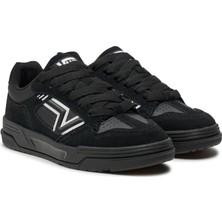 Vans Upland Unisex Sneaker
