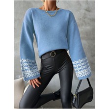 Bisiklet Yaka Salaş Kol Oversize Jakar Desenli Detaylı Bebe Mavi Triko Kazak