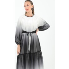 Deseo Boutique Kadın Siyah-Beyaz Renk Geçişli Uzun Kuşaklı Tesettür Elbise