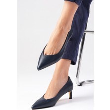 Mio Gusto Livia Lacivert Renk Sivri Burunlu Kadın Topuklu Ayakkabı