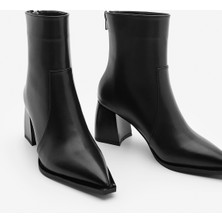 Marjin Kadın Sivri Burun Arkadan Fermuarlı Topuklu Bot Erves Siyah