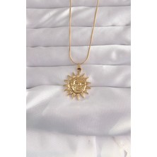 Clariss 316L Çelik Gold Renk Güneş Figür Vintage Kolye