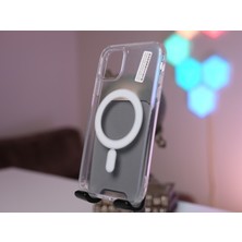 Lara By Afk iPhone 11 Magsafe Wireless Şarj Özellikli Şeffaf Kılıf