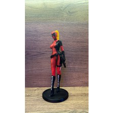 Musetash Lady Deadpool Figür