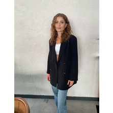 Nice Boutique Düğme Detaylı Oversize Kalıp Kadın Blazer Ceket