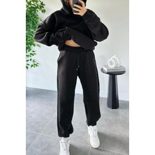 Kadın Üç Iplik Oversize Kanguru Cep Paçası Lastikli Jogger Eşofman Takımı