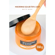 Kundal Macadamia Özlü Vücut Peelingi Kundal Macadamia & Sugar Body Scrub 550G (White Musk)