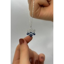 Gümüş Renk Zirkon Safir Taşlı Kar Kristali Kolye