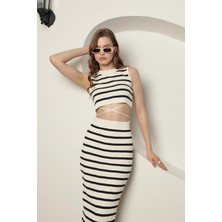 Chicn Happy Triko Kumaş Çizgili Kadın Crop Takım Ekru