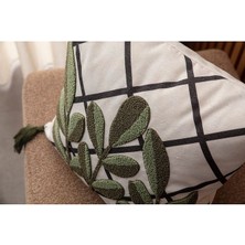 Bugi Home Collection Punch İşlemeli Tekli Nakışlı Kırlent Kılıfı