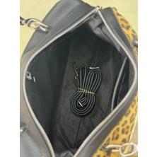 Arba Bag & Accesory Ön Gövdesi Gerçek Süet Parlak Şerit Detaylı Kadın Omuz Çantası