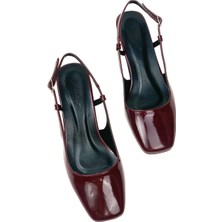 Up Shop Kadın Yalsa Bordo Rugan Yuvarlak Burun Arkası Açık Alçak Topuk Saandalet 5 cm 112