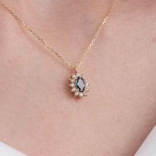Fasek Gold Altın Kolye - 0.95 CT Aleksandrıt 0.25 CT Swarovski Taşlı Anturajlı Vintage 14 Ayar Altın Kolye