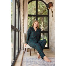 Pijamoni Büyük Beden Süet Kumaş Önü Düğmeli E. Yeşil Pijama Takımı - 5655