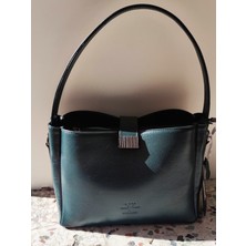 Valvıc Hakiki Deri Klasik 3 Bölmeli Kadın Çantası