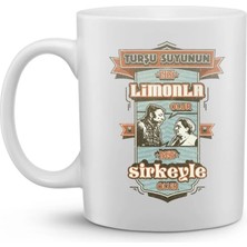 Rengine Shop Yeşil Çam Klasikleri Baskılı Kupa Bardak ‘’ Turşu Suyunun Iyisi Limonla Olur Hayır Sirkeyle Olur ’’