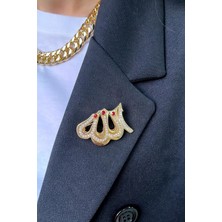 Modex Allah Yazılı Taşlı Broş Altın Renkli Alloy Malzeme ile Şık Tasarım Kadın Aksesuarı