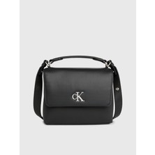Calvin Klein Kadın Ayarlanabilir Omuz Askılı Şık Görünüşlü Siyah Omuz Çantası K60K611952-BEH