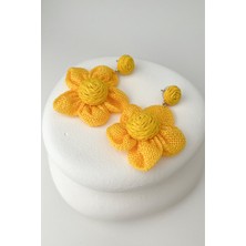 Hasır Örgü Sallantılı Çiçek Küpe (Ölçü:5*7cm)
