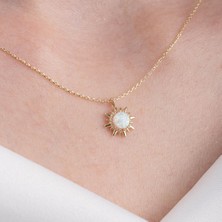 Fasek Gold Gümüş Kolye - 925 Ayar Beyaz Opal Taşlı Güneş Motifli Gümüş Kolye