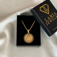 Laria Jewelry Kabartmalı Medusa Kolye