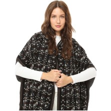 Kadın Kilim  Desenli Kapüşonlu Çıtçıt Detaylı  Oversize Şık Tasarımlı Kalın Panço
