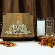 Hediyelerin Efendisi Ahşap Kutulu Vintage Tasarımlı  İsme Özel Rakı Kadehi Seti
