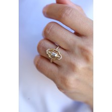 Yenigün Kuyumculuk 14 Ayar Altın Baget Detaylı Tasarım Yüzük