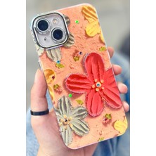 Vip Case Apple iPhone 15 Plus Çiçek Desenli Kendinden Lens Korumalı Elektrokaplama Parlak Şık Hologramlı