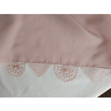 Bircan Hediyelik Gelin Tacı Iğne Oyası Pudra Rengi Sadece Tek Kenarı Iğne Oyalı Namaz Bezi Başörtüsü