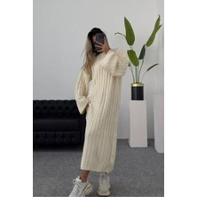 Bej Renk Oversize Model Triko Elbise