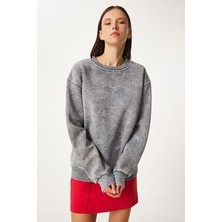 Yıkamalı Kalp Nakışlı Örme Sweatshirt Antrasit