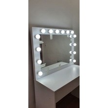 Modern Işıklı Makyaj Aynası