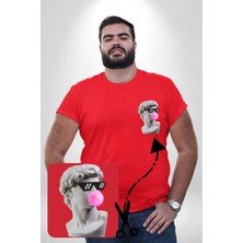 Gözlüklü David'İn Kafasının Alçı Heykeli Kırmızı Büyük Beden Kadın Basic Minimal Baskılı Tişört