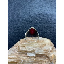 Asteria Jewelry Kırmızı Zirkon Taşlı Gümüş Yüzük - Çarpıcı ve Zarif Tasarım