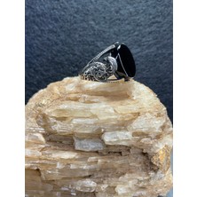Asteria Jewelry Siyah Oniks Taşlı Gümüş Yüzük - Gizemin ve Zarafetin Işıltısı