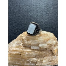 Paraiba Taşlı Gümüş Yüzük - Canlı ve Şık Tasarım