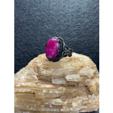 Asteria Jewelry Yakut Taşlı Gümüş Yüzük - Zarif ve Çarpıcı Tasarım