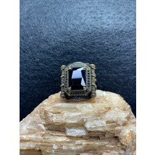 Asteria Jewelry Siyah Zirkon Taşlı Gümüş Yüzük - Asil ve Göz Alıcı