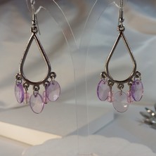 Crystal Atelier Su Damlası Şeklinde Gövdeli Sallantılı Süslü Küpe