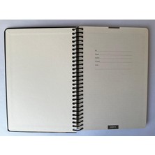 Colornote Papirüs Tuval Serisi Kareli Defter, Spiralli, Sert Kapaklı (Ön Kapak Görseli; Inci Küpeli Kız) 16 x 23 Cm, 100 Yaprak