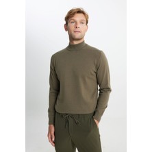 Pamuklu Standart Fit Normal Kesim Yarım Balıkçı Yaka Triko Haki Kazak