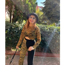 Ello Zebra Tül Crop ve Penye Ispanyol Paça Pantolon Takım