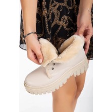 MFT Ayakkabı Kadın Içi Kürklü Bej Fermuarlı Bot