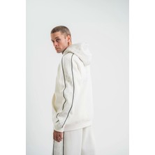 Uzun Kol Kapşonlu Ara Biyeli Sweatshirt - Beyaz