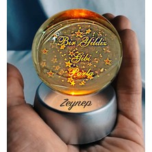 Keyfim Shop Renkli Işıklı Cam Küre Kişiye Özel Bir Yıldız Gibi Parla 7 cm Boyutunda