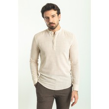 Desenli Bej Rengi Slim Fit Hakim Yaka Uzun Kollu Erkek Gömlek