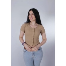 Kadın Düğme Detaylı Kısa Kollu Kahverengi Triko T-Shirt